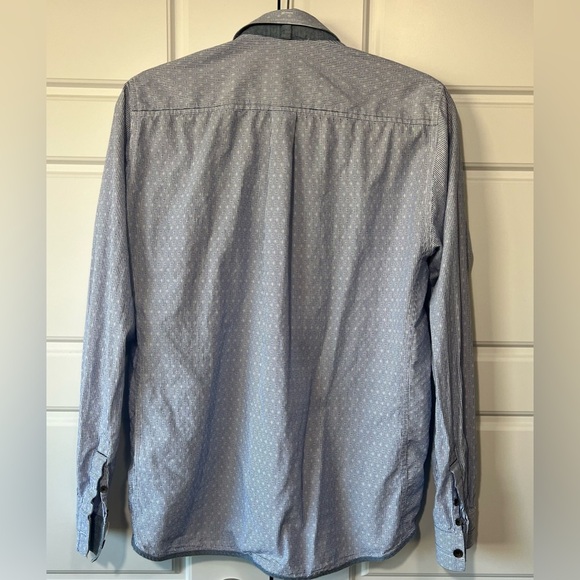 Descendant of Thieves LG Men's Blue White Stripes Long Sleeve Button Up Shirt - Picture 2 of 6